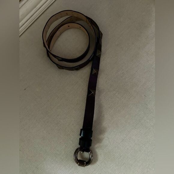 Hyde collection purple leather belt with pewter pyramid studs S - Picture 1 of 6